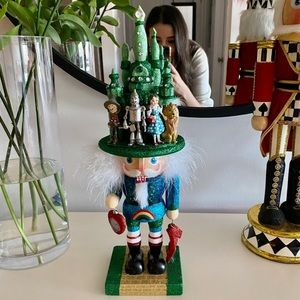 Wizard of Oz nutcracker figurine